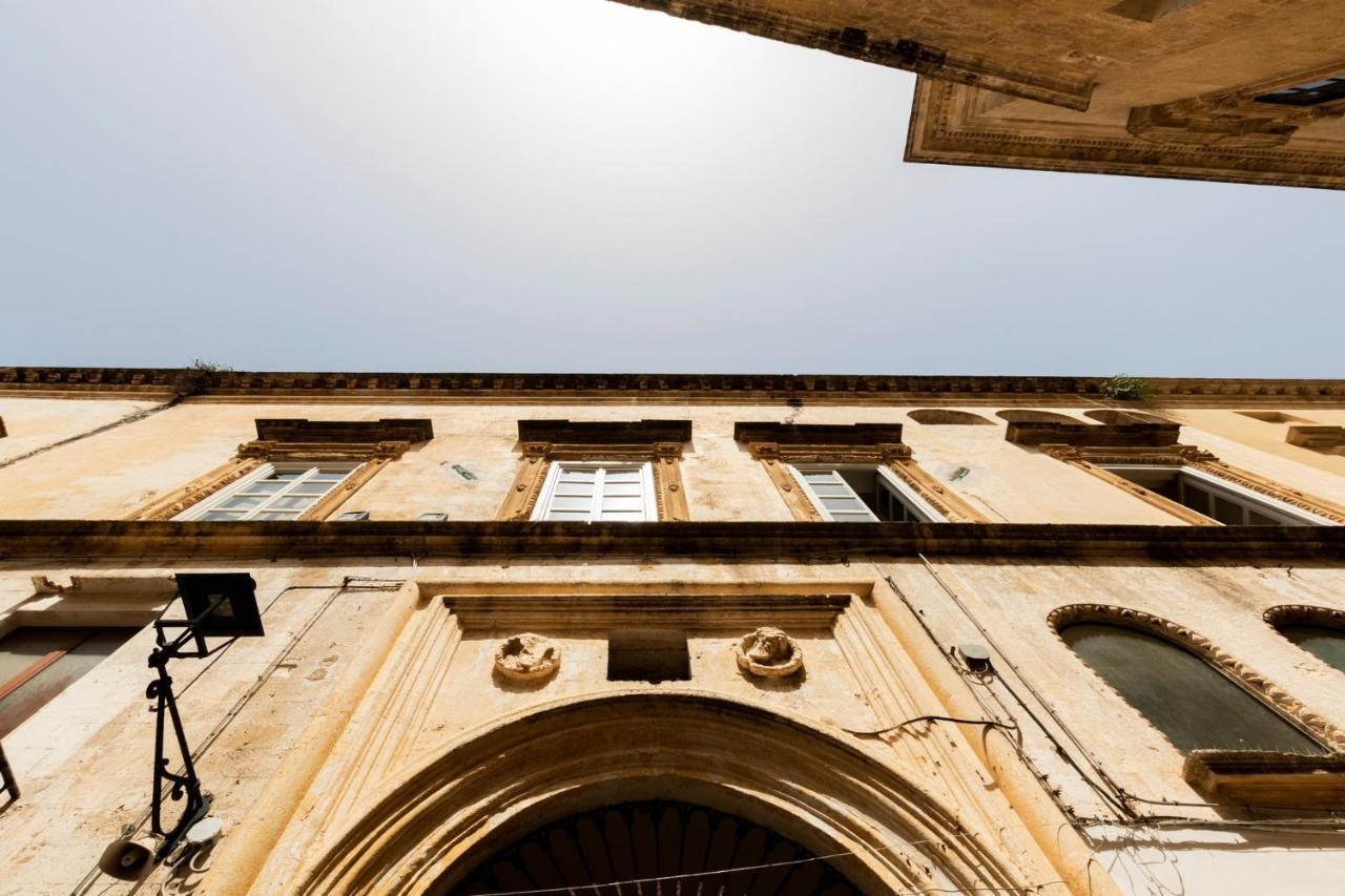 Palazzo Balsamo Bed & Breakfast Gallipoli Exterior foto